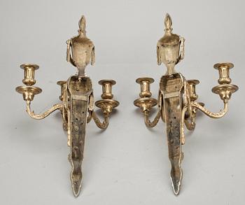VÄGGAPPLIQUER, ett par, förgylld brons, Louis XVI-stil, sannolikt 1800-talets slut.