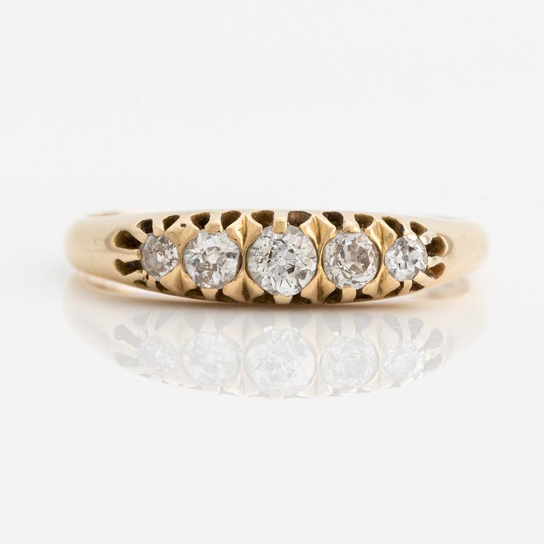Ring, 18K guld med 5 st gammalslipade diamanter, 1916,