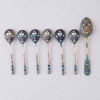 KAFFESKEDAR 6+1, emalj och silver, Ryssland ca 1900.