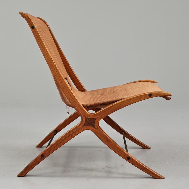 FÅTÖLJ, "The X-Chair", Peter Hvidt, Ola Molgaard-Nielsen, 1900-talets tredje kvartal.