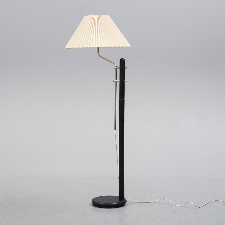 GOLVLAMPA, 1900-talets andra hälft.
