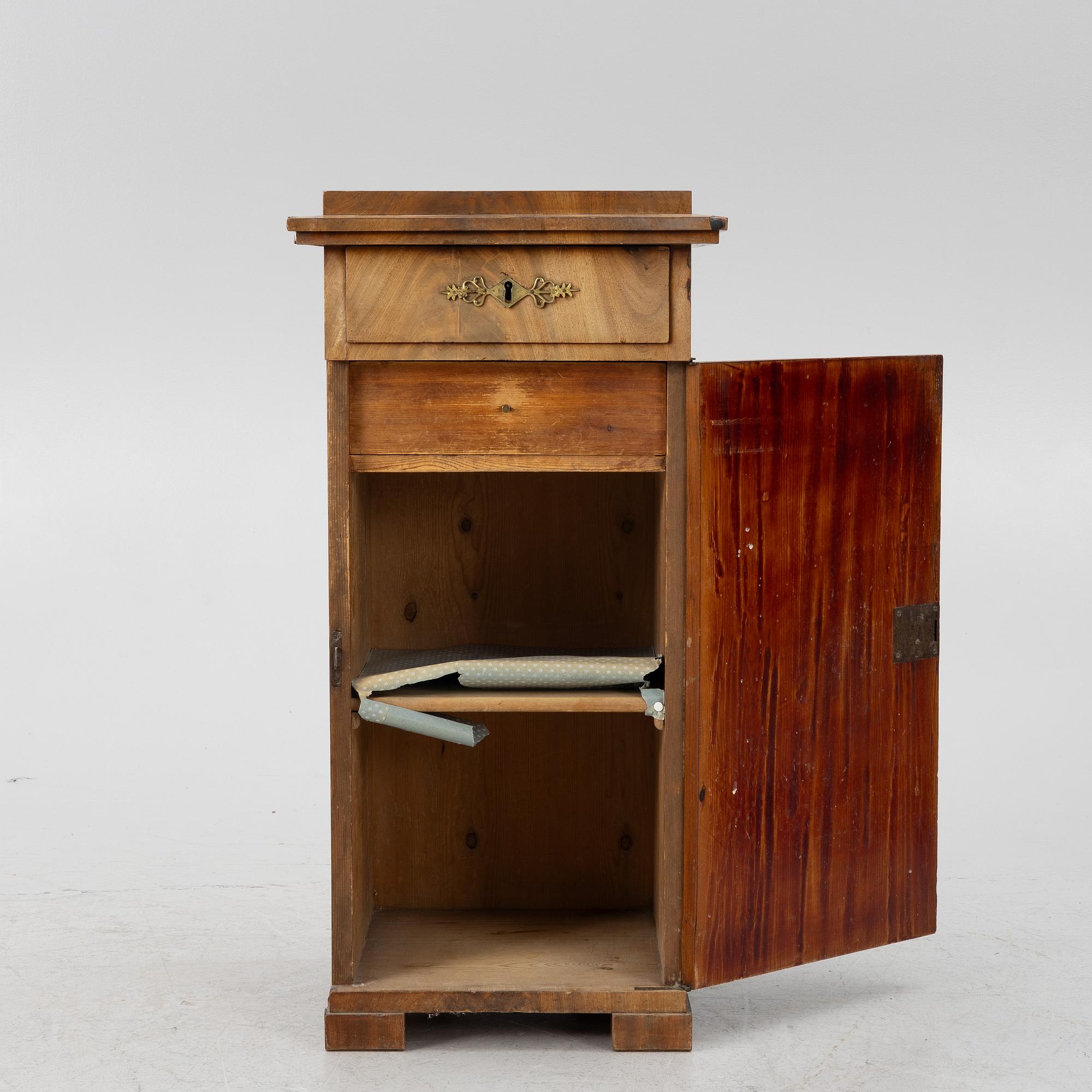 Cupboard, Karl Johan, early 19th century.