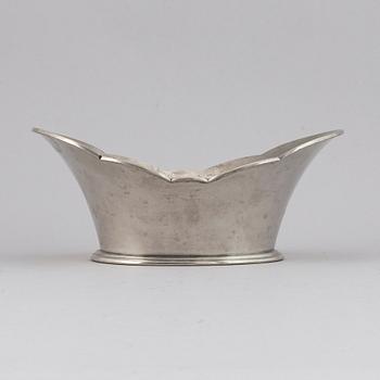 NILS FOUGSTEDT, jardinière, Firma Svenskt Tenn, Stockholm 1929.