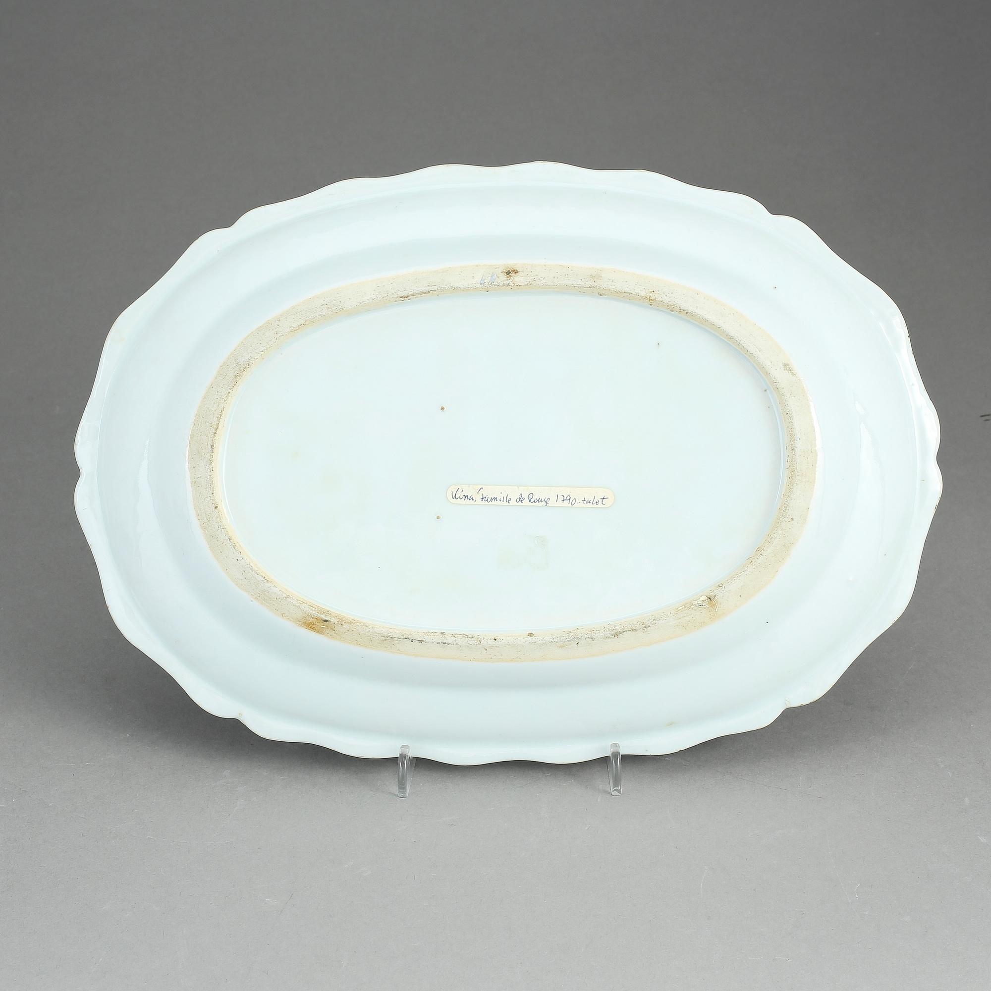 STEKFAT, porslin, Kina, Qianlong (1736-1795).