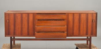 SIDEBOARD, "Arild" Nils Jonsson, Troeds, 1900-talets andra hälft.