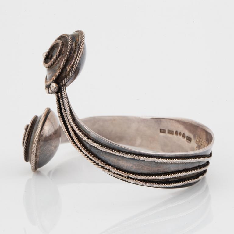 ROSA TAIKON, BERND JANUSCH, bangle, sterlingsilver.