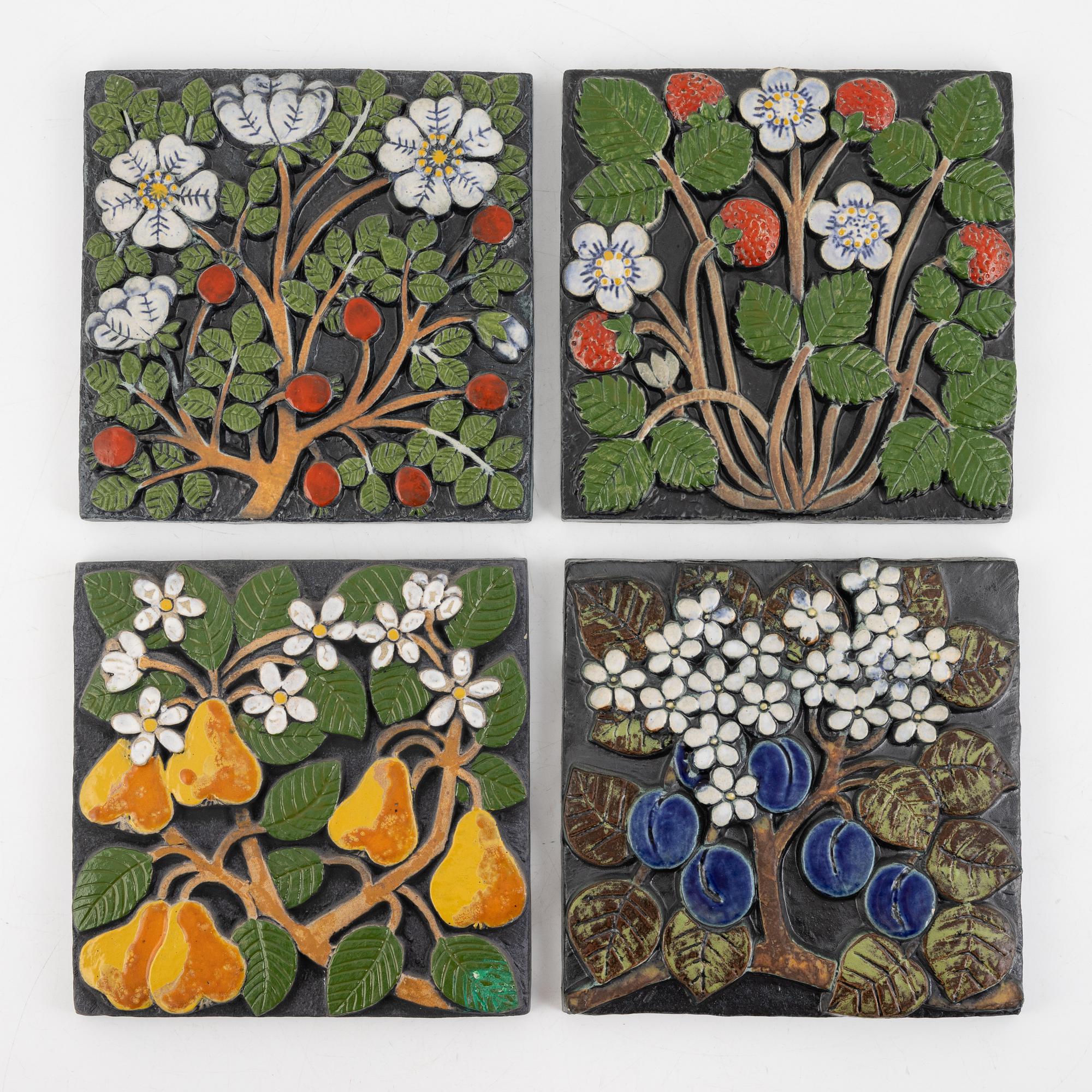 Lisa Larson, väggreliefer, 4 st, Gustavsberg.