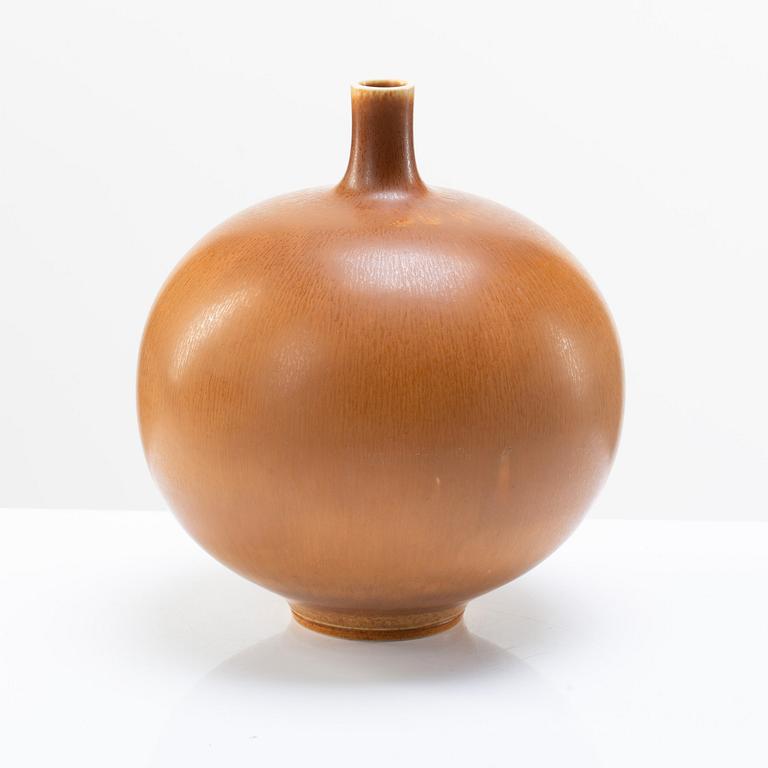 Berndt Friberg, a stoneware vase, Gustavsberg studio, Sweden 1968.