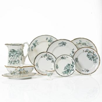 Gustavsberg, a 64-piece dinner service, 'Wexiö Guld', early 20th century.