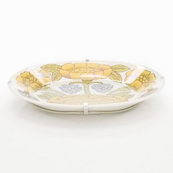 Birger Kaipiainen, a decorative porcelain dish, 'Elegance/3', numbered 261. Pro Arte, Arabia.