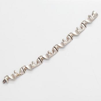 Björn Weckström, armband, "Cetus", sterlingsilver. Lapponia 1979.