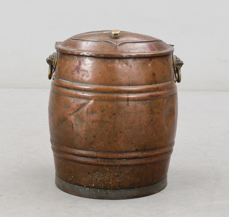 VATTENTUNNA, koppar, 1800-tal.