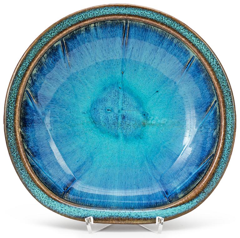 A Wilhelm Kåge 'Farsta' stoneware bowl, Gustavsberg 1936.