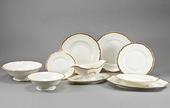 MATSERVIS, porslin, 71 delar, "Chippendale", Rosenthal.