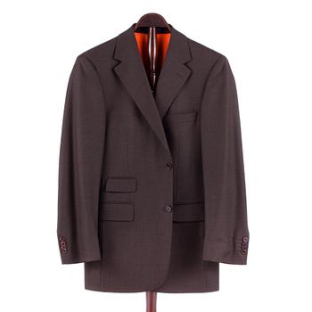 EDUARD DRESSLER, a brown wool suit consisting of jacket and pants. Size 48.