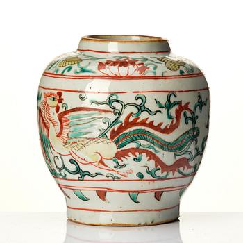 A wucai decorated phoenix jar, Transition, 17th century.