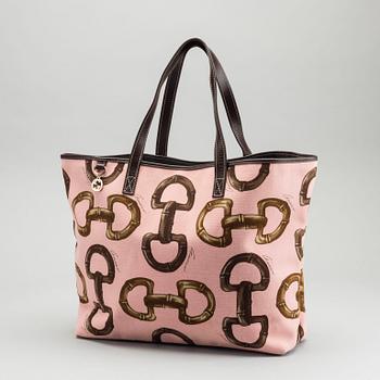 A GUCCI TOTE,