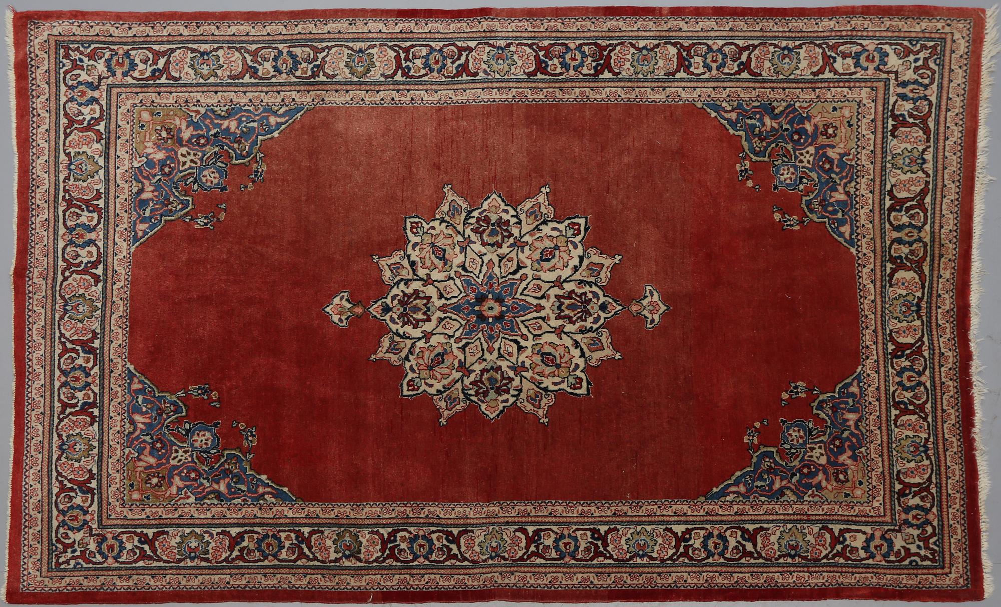 MATTA, troligen old, Kirman, ca 274 x 182 cm.