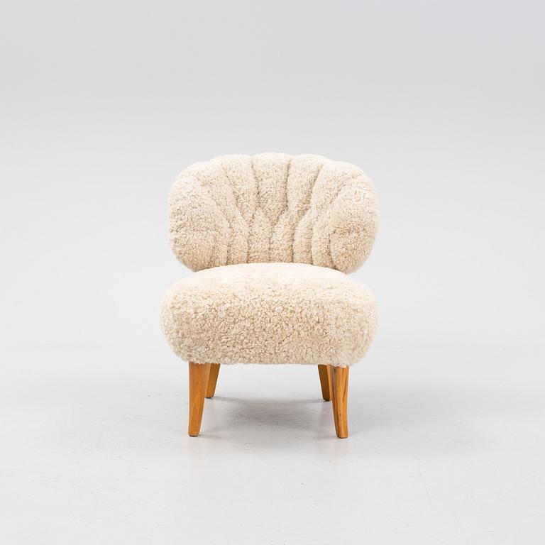 Carl Malmsten, a 'Gamla Berlin' lounge chair.