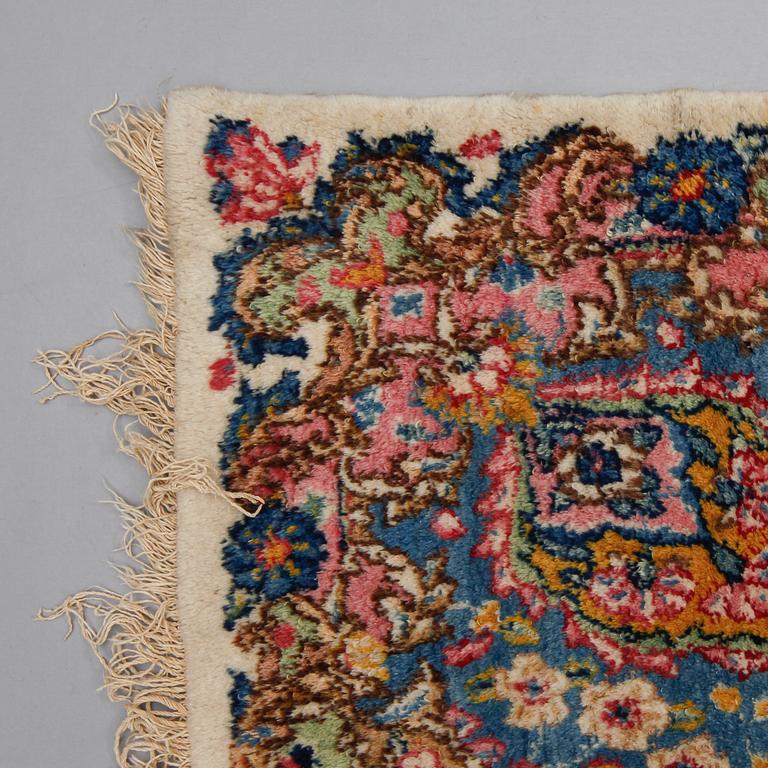 MATTA, Kirman, old, cm 328 x 212 m.