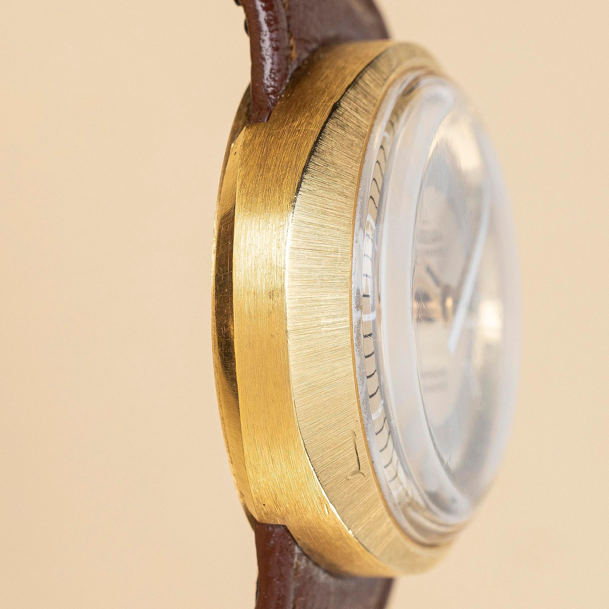 Omega, Dynamic, "Gold Case", ca 1970.
