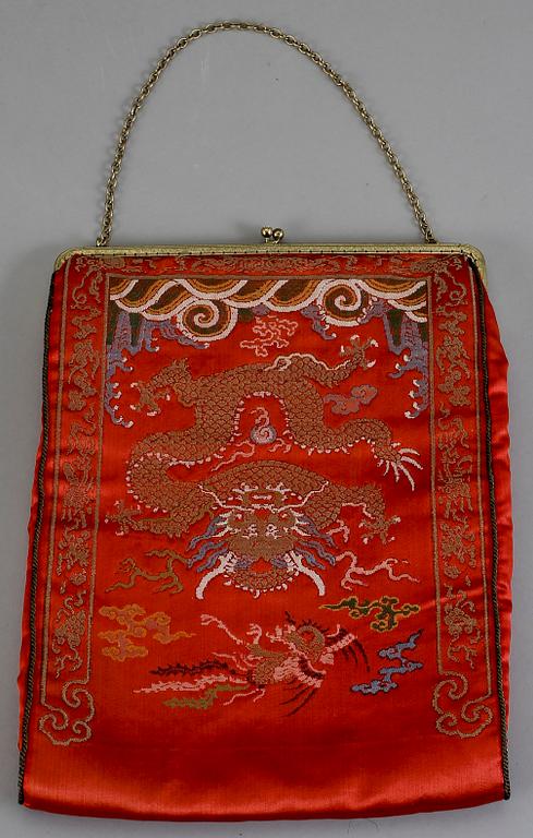 PARTI, textilier. Kina/Japan, 1900-talets första hälft.