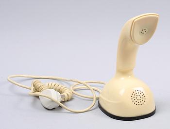 TELEFON, "Cobra", Ericofonen, design Hugo Blomberg. Ralph Lysell och Gösta Thames (1953 - 1954).