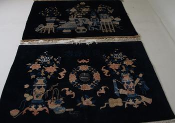 MATTOR, ett par snarlika, Kina. C:a 125 x 185.