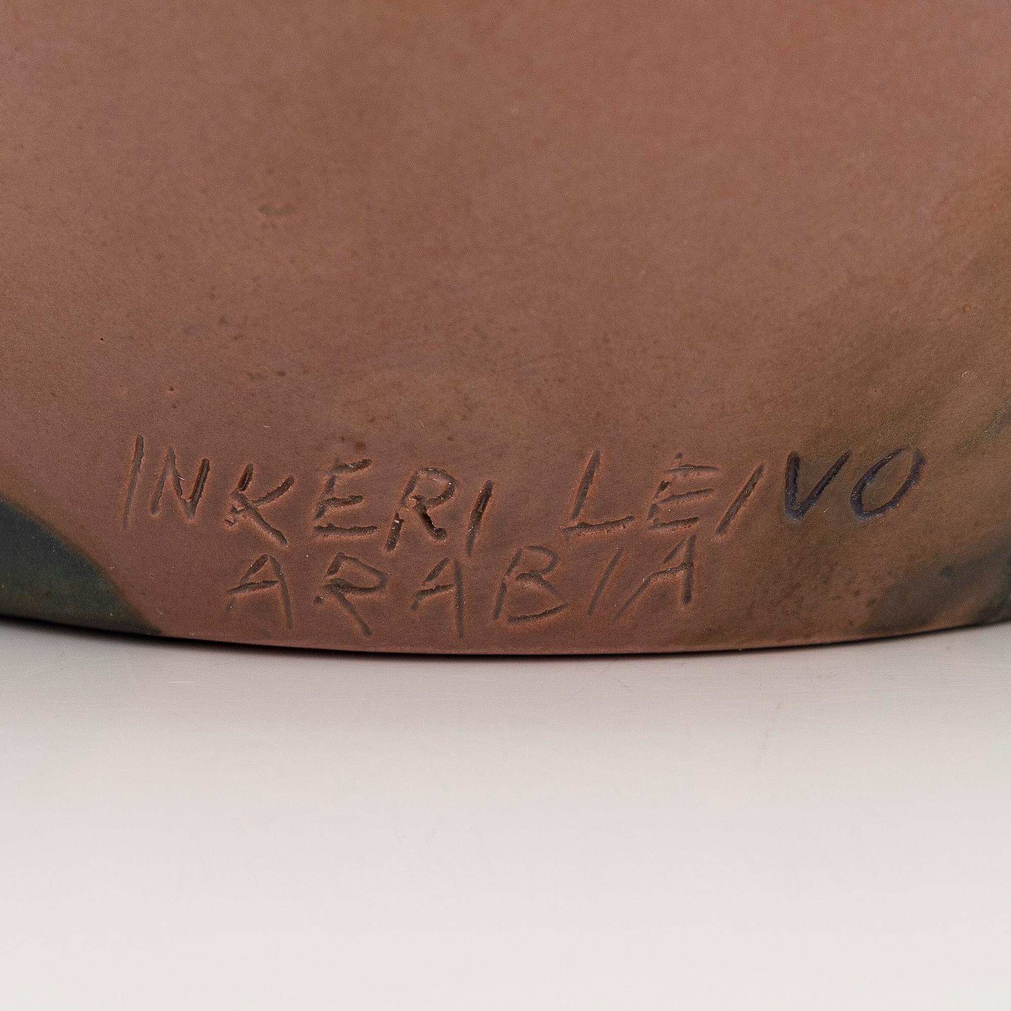 Inkeri Leivo, vas med lock, "Balzak", keramik, signerad Inkeri Leivo Arabia.
