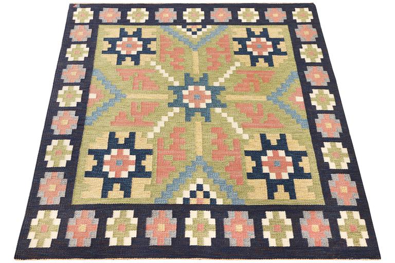 Erik Lundberg, a flat weave carpet, c. 240 x 173 cm.