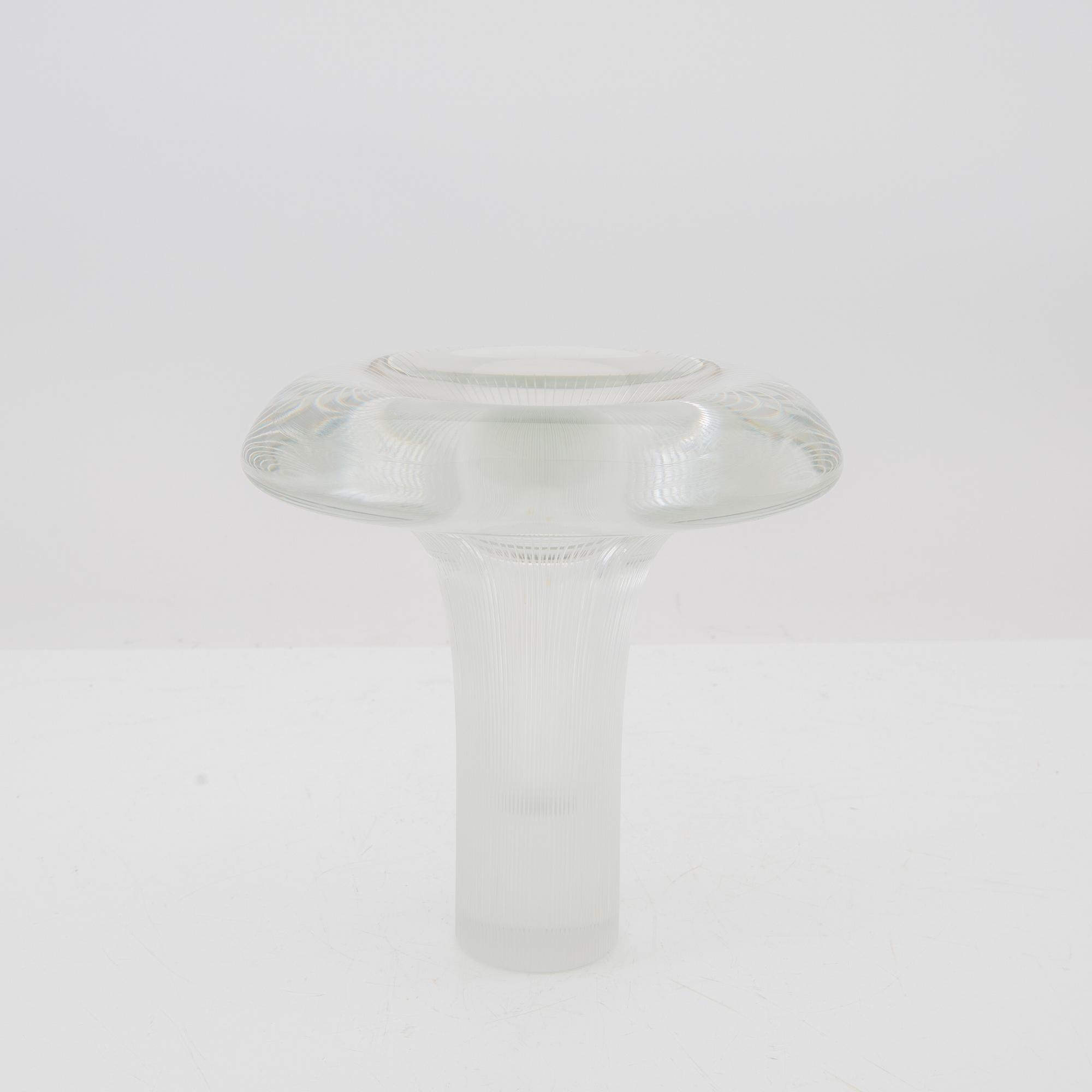 Tapio Wirkkala, vas  "Tatti" (Sopp) signerad Iittala.