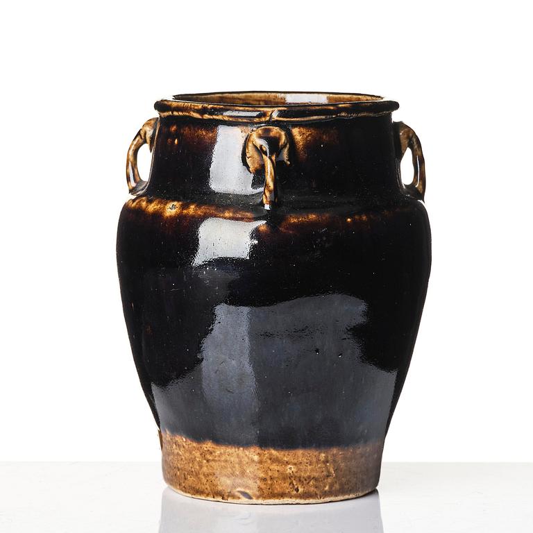 Kruka, porslin. Songdynastin (960-1279).