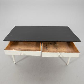 Kitchen table/work table around 1900.