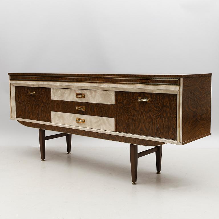 SIDEBOARD, 1900-talets andra hälft.