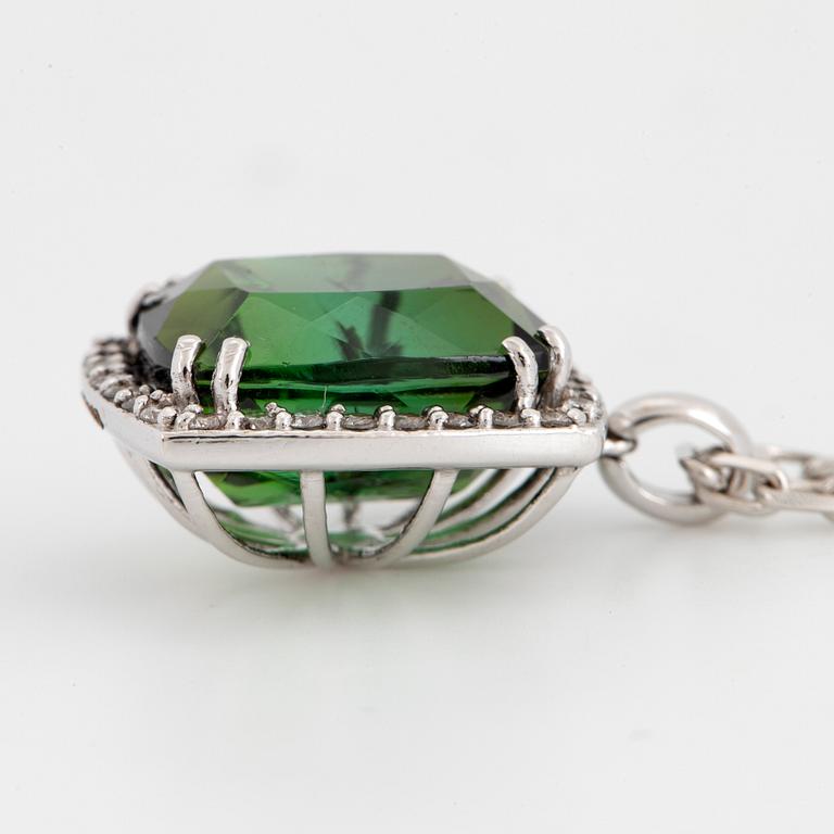 Green tourmaline and brilliant-cut diamond necklace.