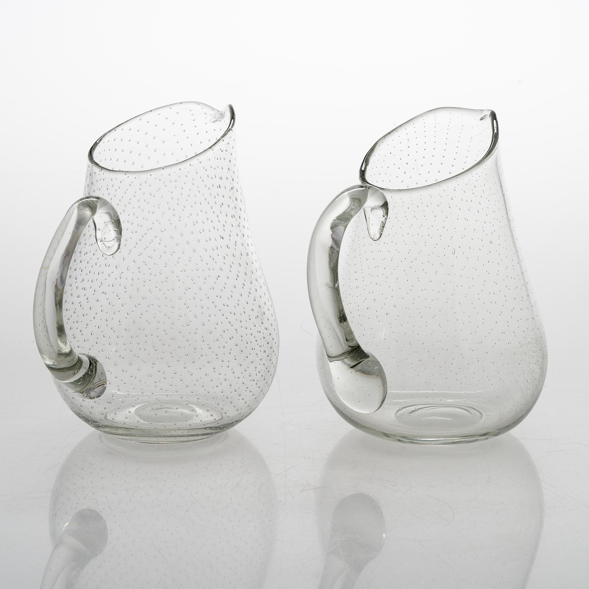 GUNNEL NYMAN, 15-piece Mid-Century Glassware Set by Nuutajärvi, Finland.