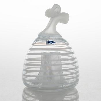 OIVA TOIKKA, a glass sculpture signed Oiva Toikka Nuutajärvi Notsjö 95/200.