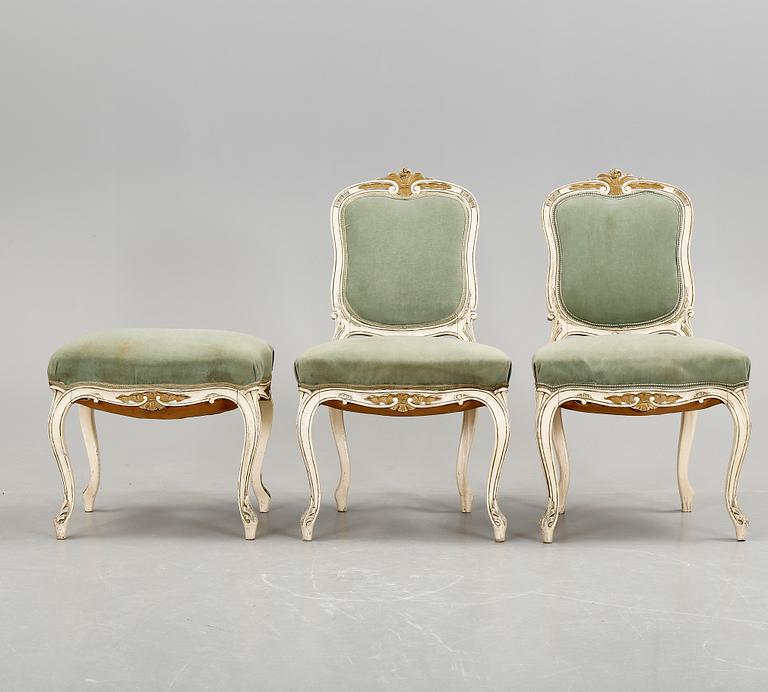 STOLAR samt PALL, rokokostil, 1900-talets första hälft.