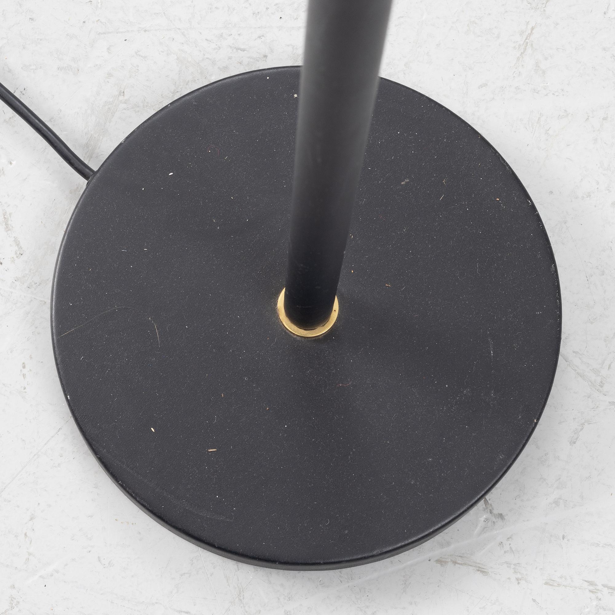 Alvar Aalto, floor lamp, model A810, Valaisinpaja, late 20th century.