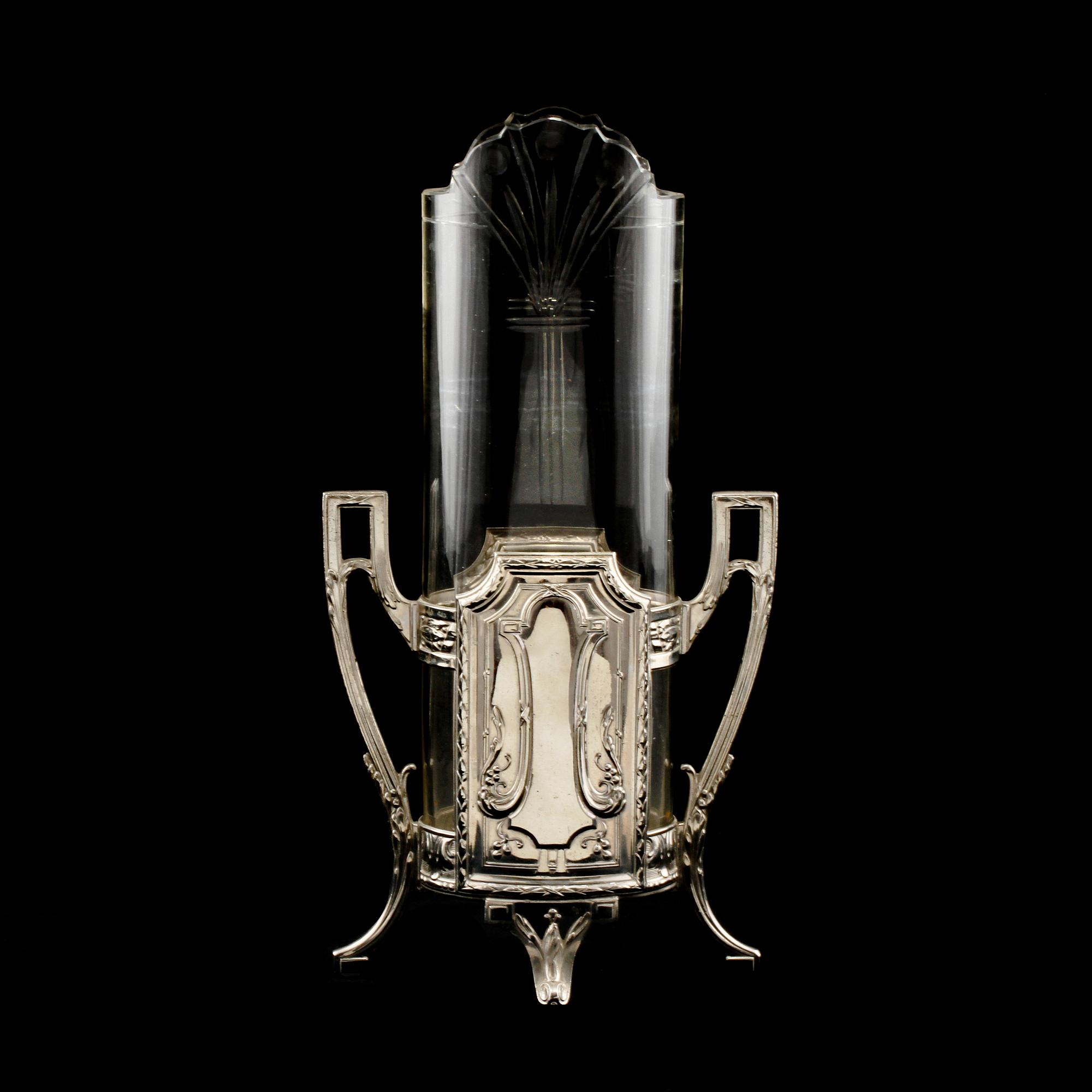 VAS, glas och vitmetall, jugend, 1900-talets första kvartal.