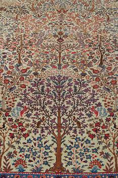 MATTO, a semi-antique Tabriz probably, ca 393 x 284 cm.