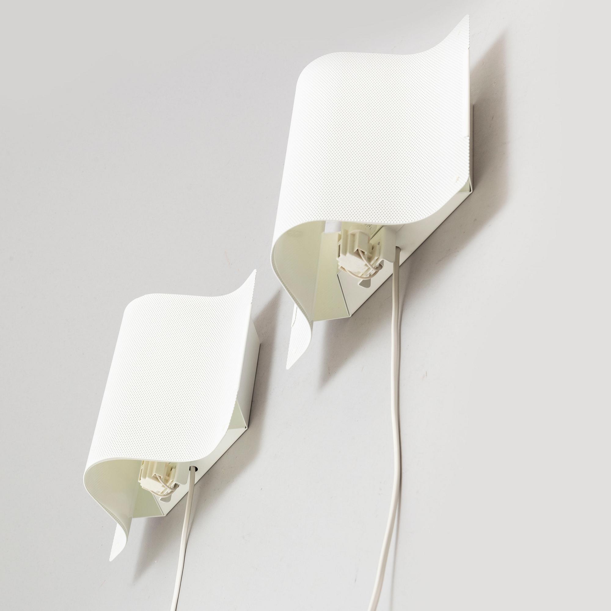 A pair of 'Zero' wall lamps, from Lindau & Lindekrantz, second half of the 20th century.