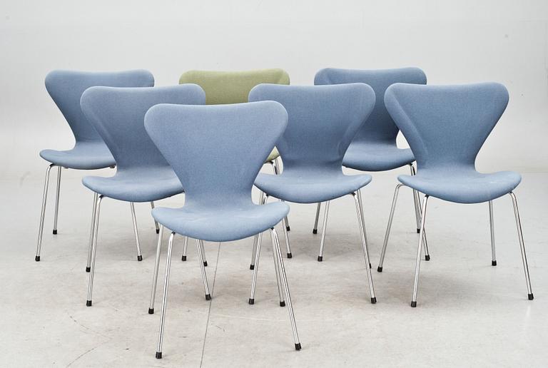 STOLAR, 7 st, "Sjuan", Arne Jacobsen, Fritz Hansen.