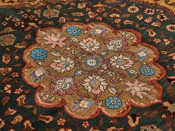 Matto, a semi-antique silk Turkish with metal brocade, ca 194-195 x 127,5-132,5 cm.