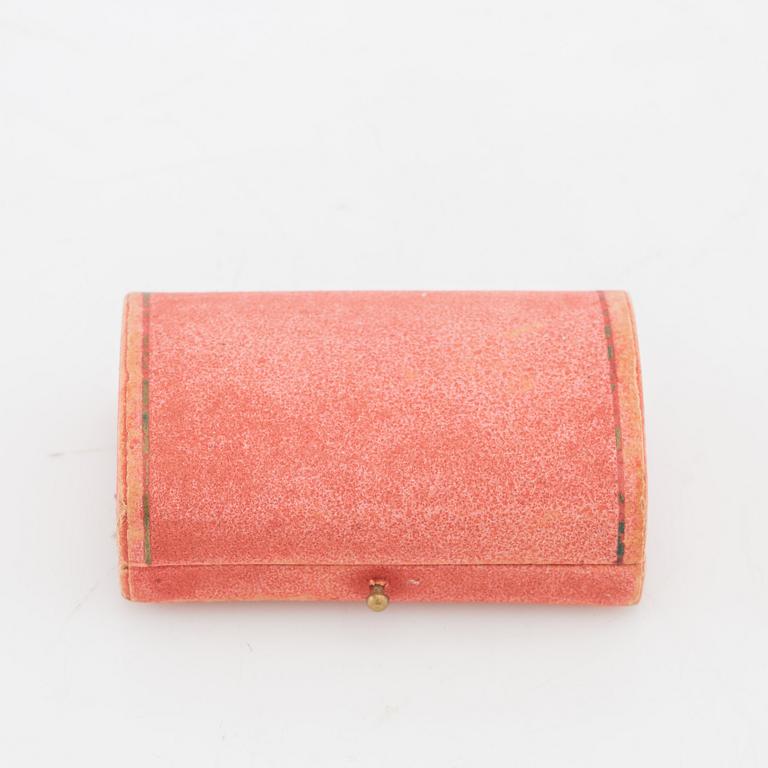 Earrings, a pair of 950 platinum set with old-cut diamonds.