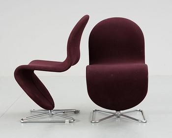 STOLAR, ett par, Verner Panton för Fritz Hansen 1978.