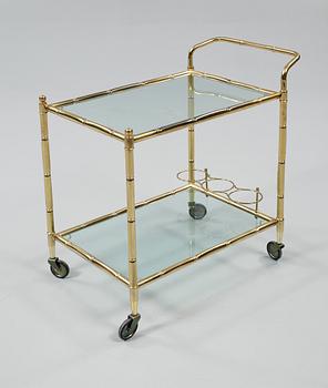 SERVERINGSVAGN, 1900-talets andra hälft.
