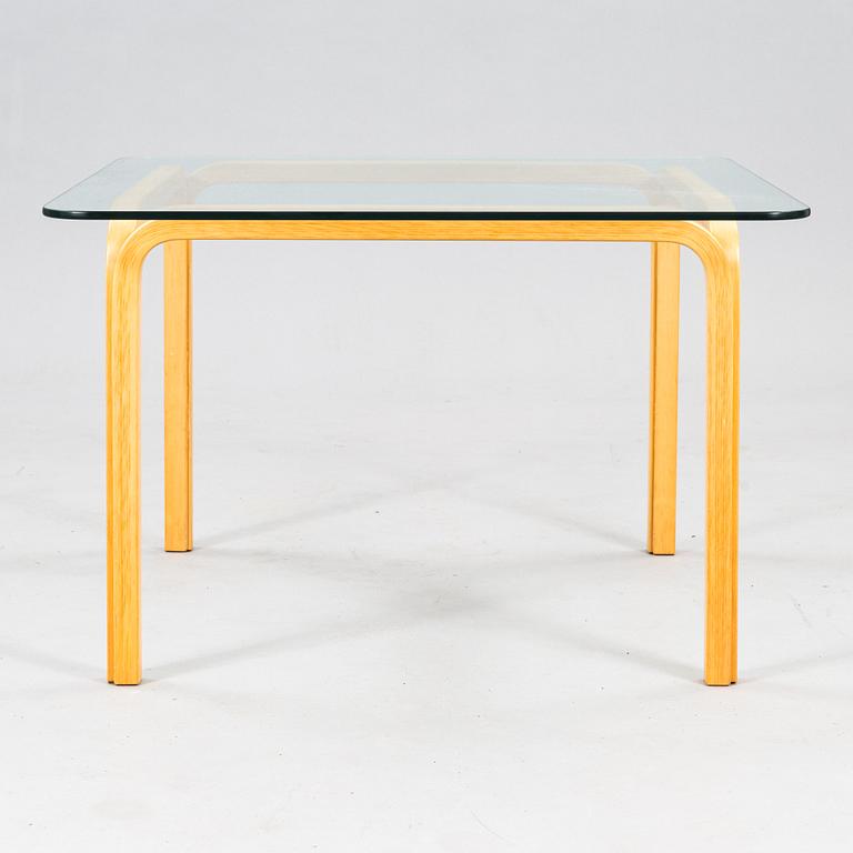 Alvar Aalto, Pöytä, Y805B, Artek.