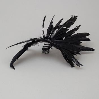 ANN DEMEULEMEESTER, headdress.