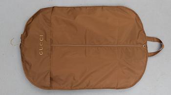 KAVAJ/JACKA, Gucci.